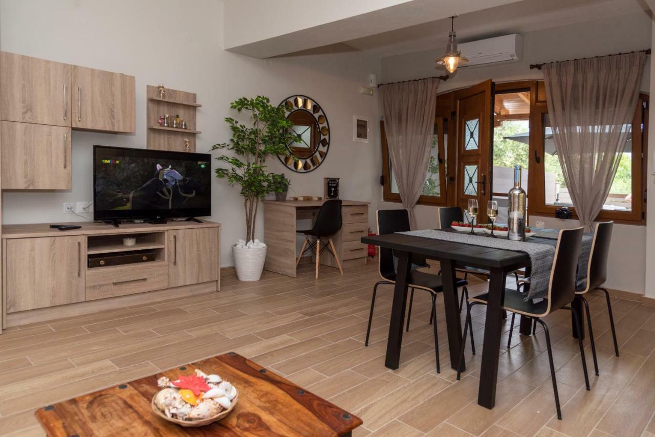 Cavas Luxury Apartments Nea Iraklitsa Eksteriør billede